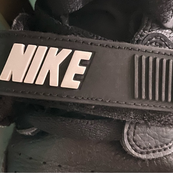 Jordan Legacy 312 High top Sneakers - Picture 3 of 9